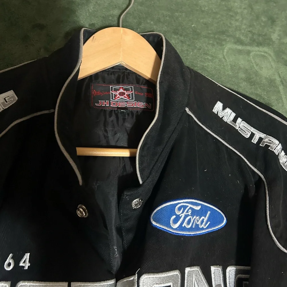 Ford mustang coat vintage enthusiasts will love it worn twice kept immaculate - Picture 8 of 8